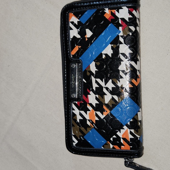 Wallets - Picture 5 of 13